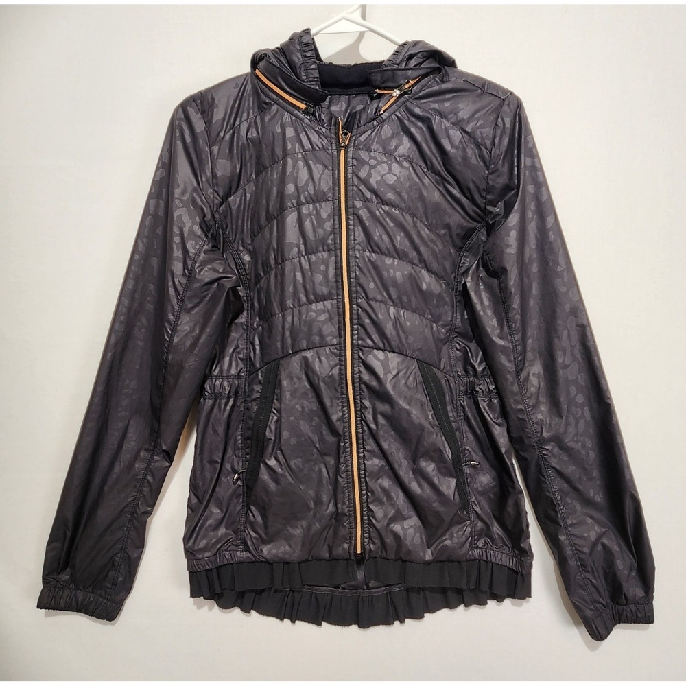 Lululemon Women's Size S Lightweight Hooded‎ Jacket Black Ruffle Hem Full Zip